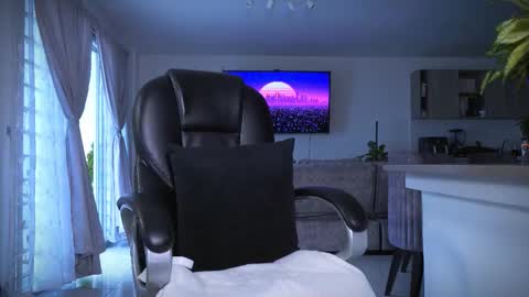 Frank Farrell. Hey remember to give me a thumbs up Ty online show from 02-19-26, 09:55