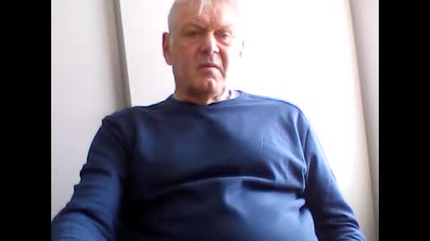 frannkboy61 online show from 05-19-26, 08:20