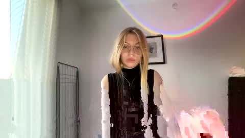 Snapshot of franny_fresh chatting on 03-15-26, 03:40 franny_fresh online show from 03-15-26, 03:40