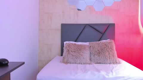 Fransheska online show from 12-24-24, 06:17