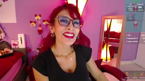 Snapshot of fransheskarossi chatting on 12-15-24, 04:04 Fransheska online show from 12-15-24, 04:04