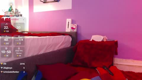 Snapshot of fransheskarossi chatting on 12-27-24, 06:31 Fransheska online show from 12-27-24, 06:31