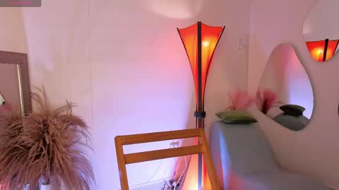 Fransheska online show from 05-04-26, 12:01