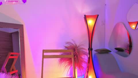 Fransheska online show from 05-12-26, 11:40