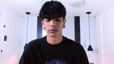 Snapshot of franvill_trato chatting on 11-13-25, 05:56 Franvill trato online show from 11-13-25, 05:56