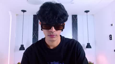 Snapshot of franvill_trato chatting on 11-26-25, 07:48 Franvill trato online show from 11-26-25, 07:48