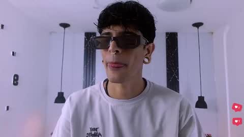 Snapshot of franvill_trato chatting on 01-06-26, 07:28 Franvill trato online show from 01-06-26, 07:28