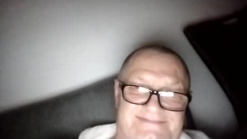 Wolfi online show from 02-19-25, 06:21