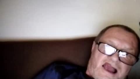 Wolfi online show from 10-30-25, 01:56