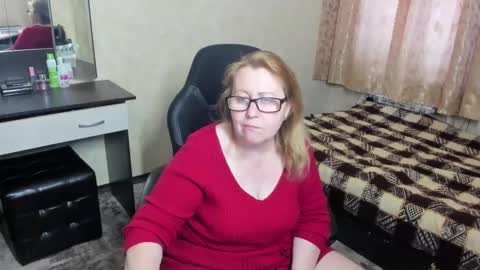FrauMartha online show from 02-27-25, 01:17