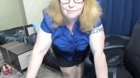 Snapshot of fraumartha chatting on 04-09-26, 01:27 FrauMartha online show from 04-09-26, 01:27