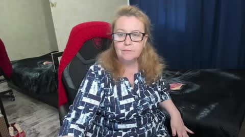 Snapshot of fraumartha chatting on 04-17-26, 01:14 FrauMartha online show from 04-17-26, 01:14
