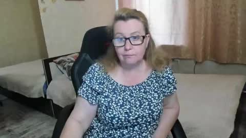 Snapshot of fraumartha chatting on 05-01-26, 12:43 FrauMartha online show from 05-01-26, 12:43