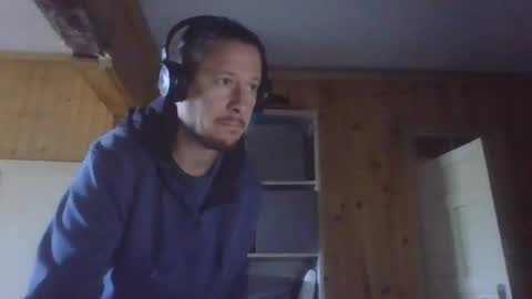 Snapshot of frcokin chatting on 10-01-25, 08:53 frcokin online show from 10-01-25, 08:53