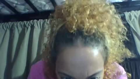 Snapshot of freakjawn1992 chatting on 01-02-25, 10:01 FreakJawn online show from 01-02-25, 10:01