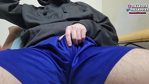 FreakoVix      online show from 12-18-24, 12:43
