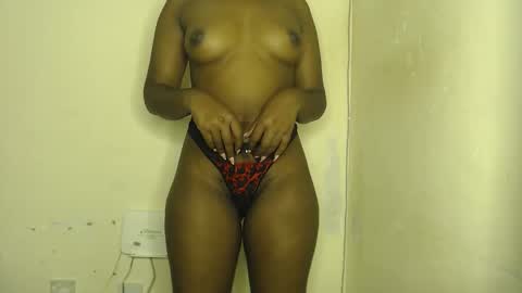 Snapshot of freaky_ass chatting on 03-10-26, 12:15 Berry online show from 03-10-26, 12:15