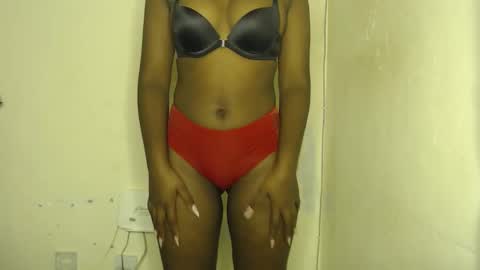 Snapshot of freaky_ass chatting on 03-12-26, 11:49 Berry online show from 03-12-26, 11:49