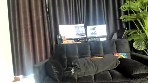 Sandra online show from 03-10-26, 07:35