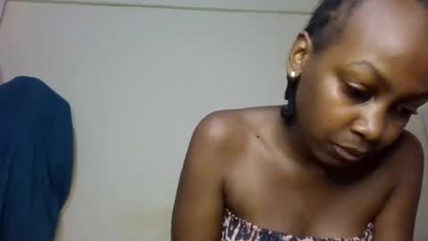 freaky_beauty online show from 07-10-26, 02:52