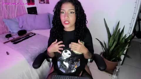 Snapshot of freaky_lia chatting on 02-09-25, 11:04 Lia Gomez online show from 02-09-25, 11:04