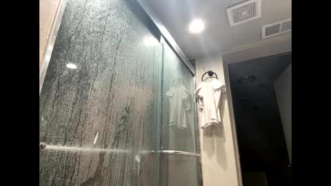 Freakybubba online show from 09-27-25, 02:44