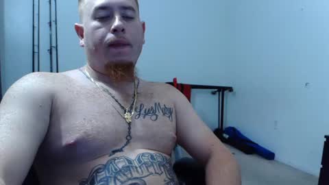 Snapshot of freakyfreddie305 chatting on 10-10-25, 02:32 freakyfreddie305 online show from 10-10-25, 02:32
