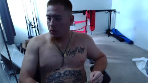 Snapshot of freakyfreddie305 chatting on 10-13-25, 06:19 freakyfreddie305 online show from 10-13-25, 06:19