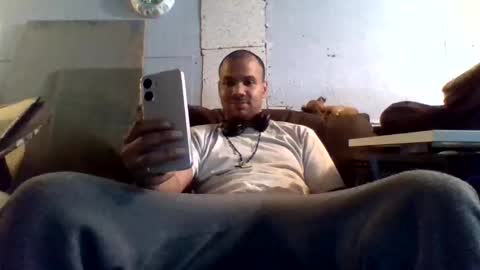 freakyfreddie48 online show from 02-09-26, 08:51