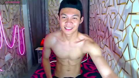 Mark online show from 06-15-26, 03:14