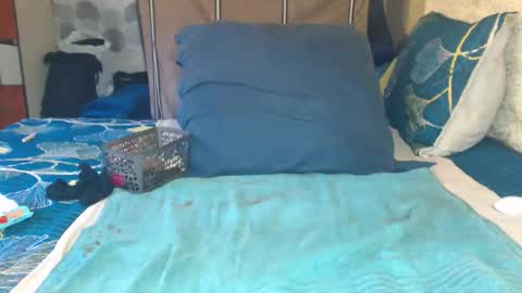 Mandy online show from 10-25-25, 05:26