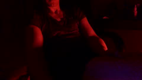 Snapshot of freckledfreaks chatting on 03-08-25, 09:06 Me Myself Irene online show from 03-08-25, 09:06