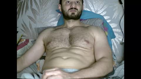 Snapshot of fred4games77 chatting on 10-28-25, 06:43 fred online show from 10-28-25, 06:43