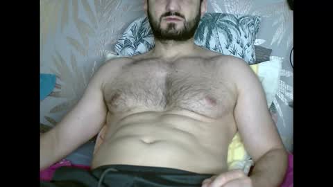 Snapshot of fred4games77 chatting on 11-04-25, 11:31 fred online show from 11-04-25, 11:31