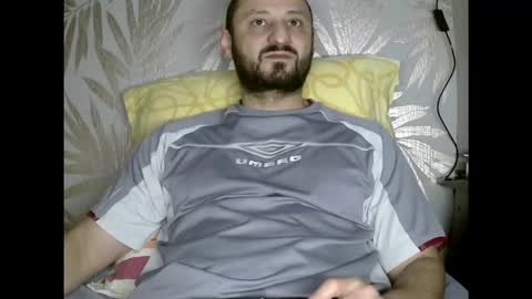 Snapshot of fred4games77 chatting on 11-06-25, 02:51 fred online show from 11-06-25, 02:51