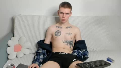 Snapshot of fredd_xanderrs chatting on 01-11-25, 05:31 fredd_xanderrs online show from 01-11-25, 05:31