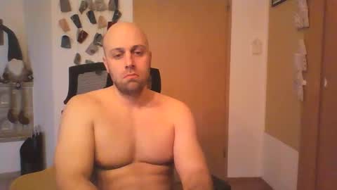 Snapshot of freddow chatting on 12-16-24, 01:11 freddow online show from 12-16-24, 01:11