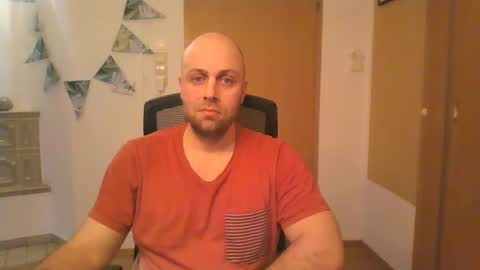 Snapshot of freddow chatting on 01-16-25, 01:36 freddow online show from 01-16-25, 01:36