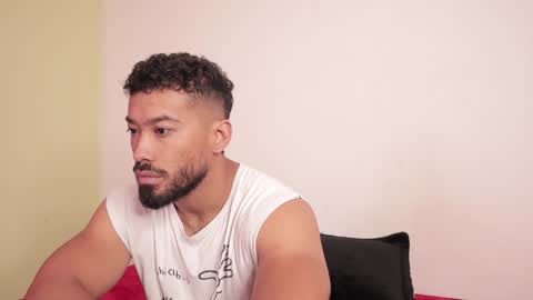 Snapshot of freddsexxx chatting on 01-22-25, 01:42 FredSeXXX online show from 01-22-25, 01:42