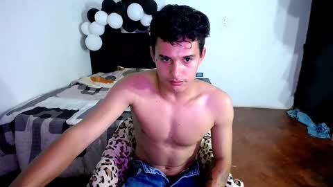 Snapshot of freddy_romans2 chatting on 10-06-25, 12:19 freddy romans online show from 10-06-25, 12:19