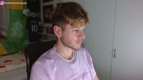 Snapshot of freddy_star chatting on 12-06-24, 08:40 Frederick Perin online show from 12-06-24, 08:40