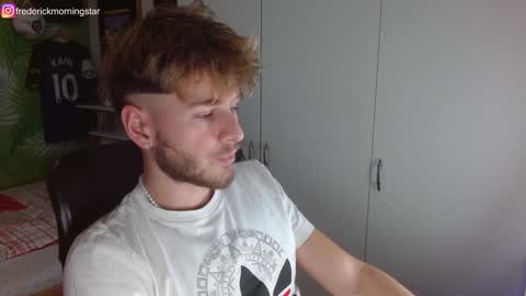 Snapshot of freddy_star chatting on 12-29-24, 08:48 Frederick Perin online show from 12-29-24, 08:48