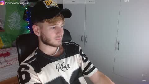 Snapshot of freddy_star chatting on 01-07-25, 08:52 Frederick Perin online show from 01-07-25, 08:52