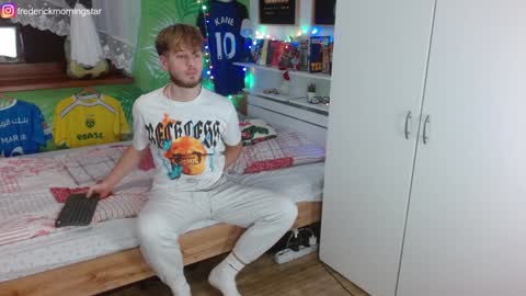 Snapshot of freddy_star chatting on 01-20-25, 09:01 Frederick Perin online show from 01-20-25, 09:01