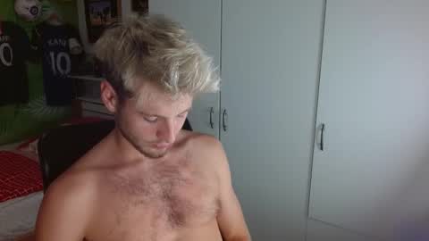 Snapshot of freddy_star chatting on 09-19-25, 08:31 Frederick Perin online show from 09-19-25, 08:31