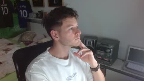 Snapshot of freddy_star chatting on 03-28-26, 02:16 Frederick Perin online show from 03-28-26, 02:16