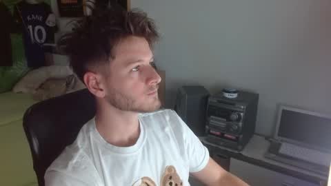 Snapshot of freddy_star chatting on 04-22-26, 03:02 Frederick Perin online show from 04-22-26, 03:02