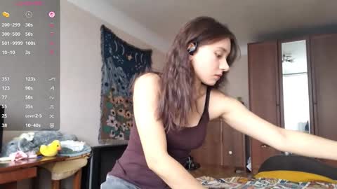 Snapshot of fredmurrietta chatting on 10-31-25, 09:21 Mia online show from 10-31-25, 09:21