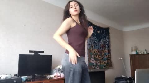 Snapshot of fredmurrietta chatting on 11-01-25, 09:22 Mia online show from 11-01-25, 09:22