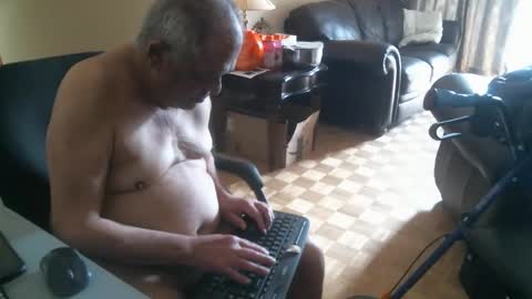 Snapshot of fredthetiger chatting on 02-17-26, 06:47 fredthetiger online show from 02-17-26, 06:47